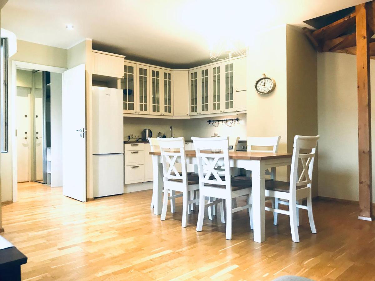 Cozy City Penthouse Apartment, Free Parking Tallinn Eksteriør billede